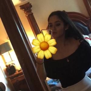 Meet your Posher, Esperanza